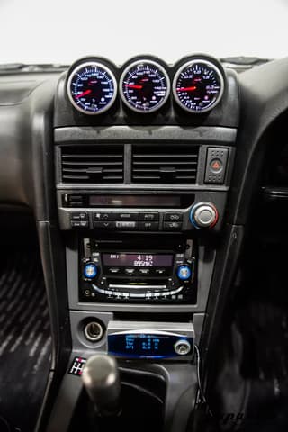 1998 Nissan Skyline JDM car for sale — photo 11 of 25