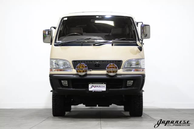 1997 Toyota HiAce JDM car for sale — photo 2 of 25