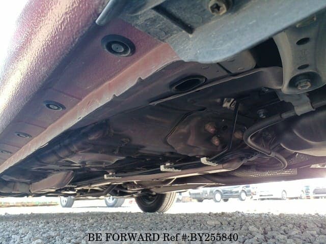 2010 Toyota Vitz JDM car for sale — photo 18 of 25