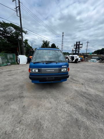 1995 Toyota Townace JDM car for sale — photo 2 of 18