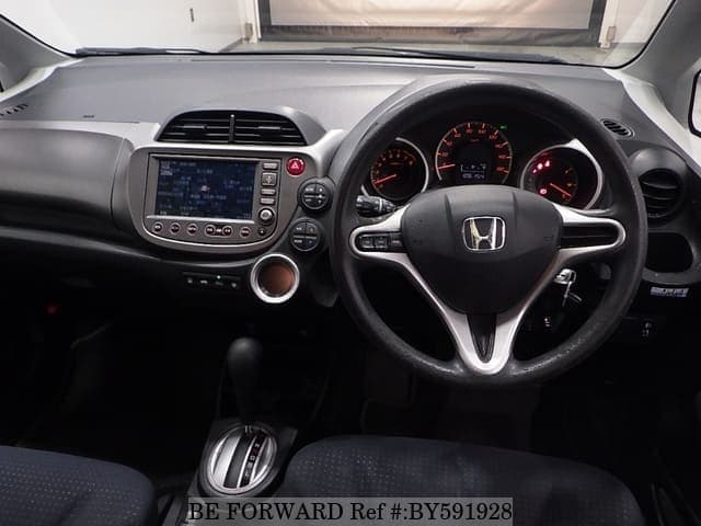 2009 Honda Fit JDM car for sale — photo 3 of 5