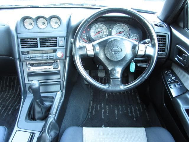 1998 Nissan Skyline JDM car for sale — photo 17 of 19