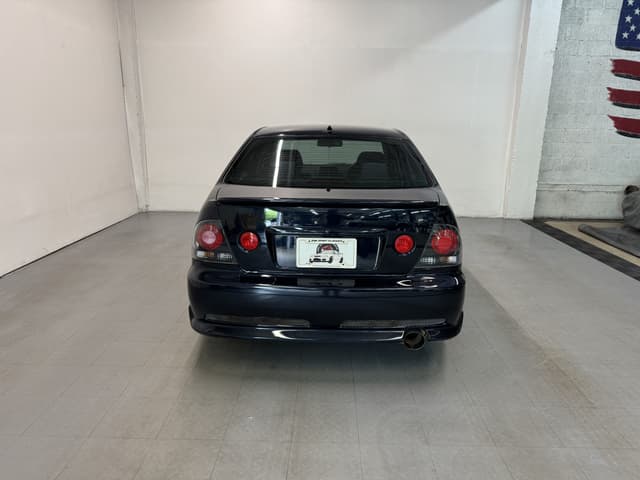 2000 Toyota Altezza JDM car for sale — photo 17 of 25