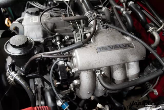 1996 Toyota Hilux Surf JDM car for sale — photo 24 of 25