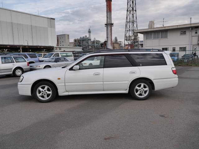 1999 Nissan Stagea JDM car for sale — photo 5 of 19