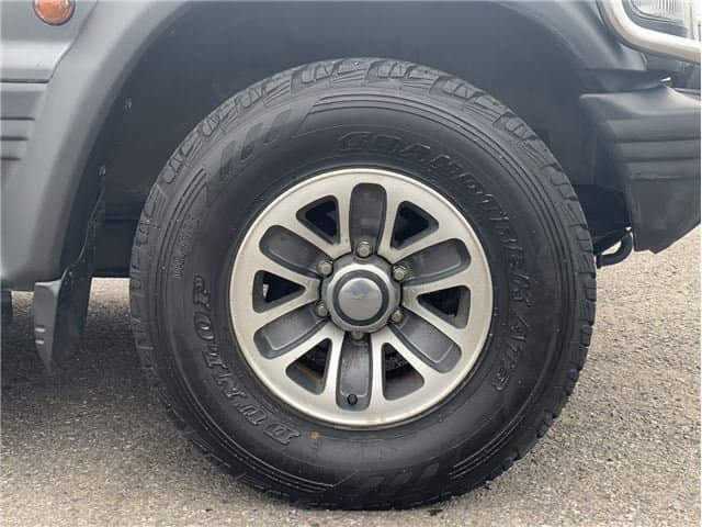 1992 Mitsubishi Pajero JDM car for sale — photo 10 of 25