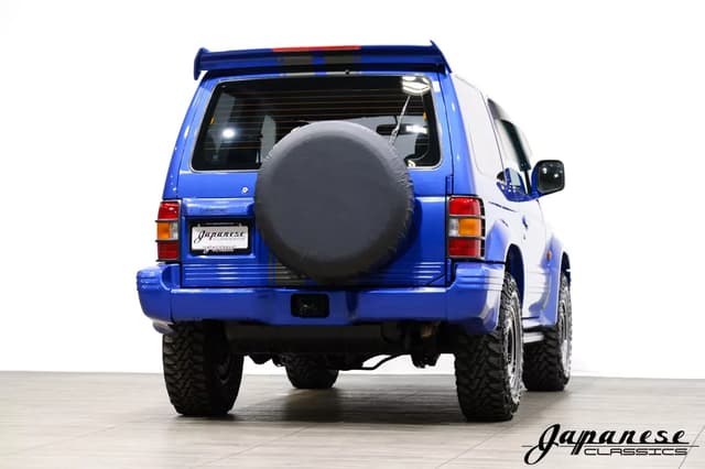 1997 Mitsubishi Pajero JDM car for sale — photo 8 of 25