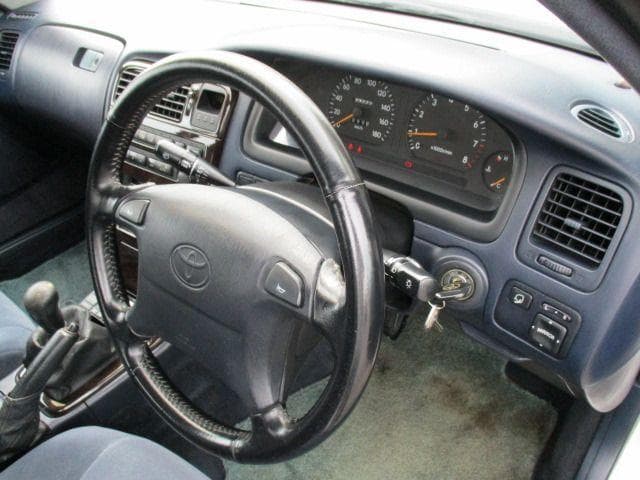 1995 Toyota Mark II JDM car for sale — photo 9 of 20
