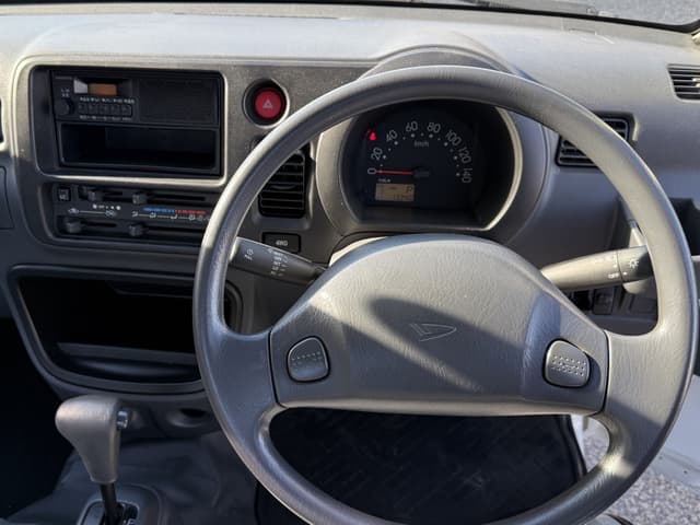 2007 Daihatsu Hijet JDM car for sale — photo 8 of 8