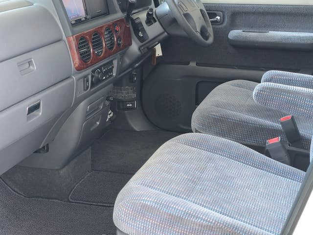 2000 Honda Stepwagon JDM car for sale — photo 23 of 25
