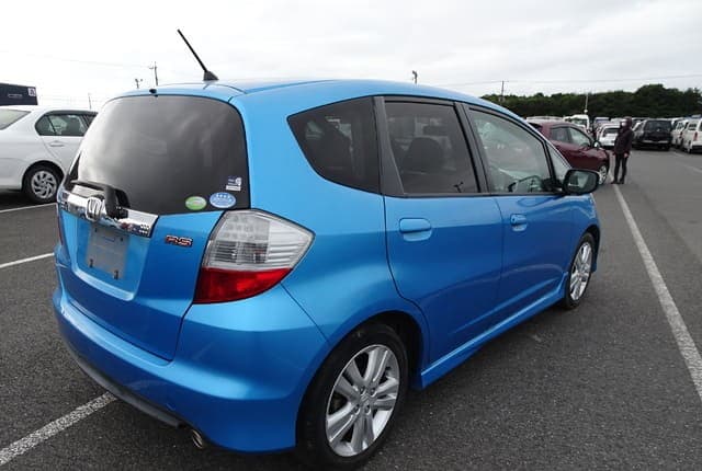 2009 Honda Fit JDM car for sale — photo 5 of 25