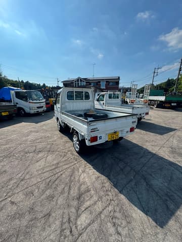 2001 Daihatsu Hijet JDM car for sale — photo 3 of 13