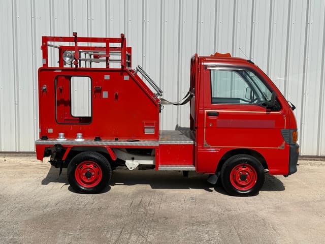 1999 Daihatsu Hijet JDM car for sale — photo 2 of 17