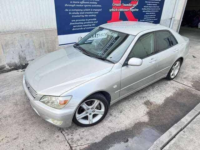 1998 Toyota Altezza JDM car for sale — photo 2 of 20