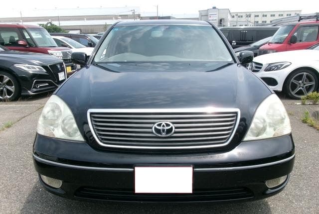 2001 Toyota Celsior JDM car for sale — photo 3 of 17