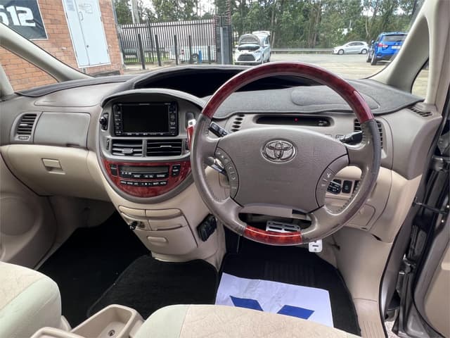 2004 Toyota Estima JDM car for sale — photo 12 of 16