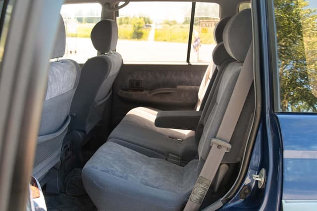 2001 Toyota Land Cruiser Prado JDM car for sale — photo 16 of 21