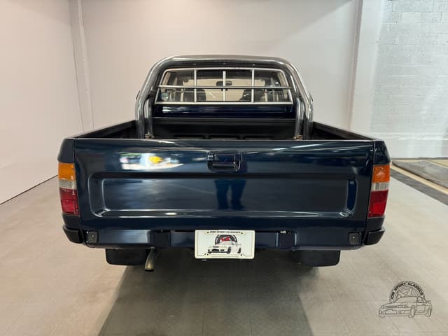 1993 Toyota Hilux JDM car for sale — photo 16 of 25