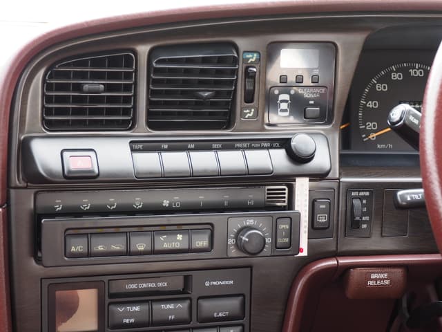 1989 Toyota Chaser JDM car for sale — photo 16 of 24