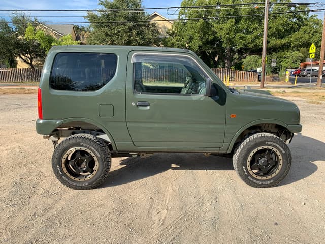 1998 Suzuki Jimny JDM car for sale — photo 14 of 15
