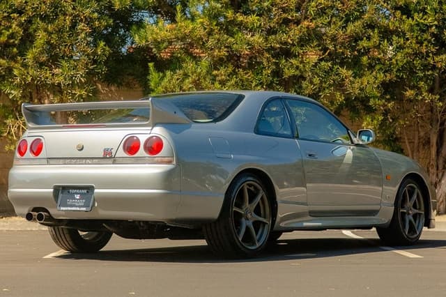 1996 Nissan Skyline JDM car for sale — photo 10 of 25