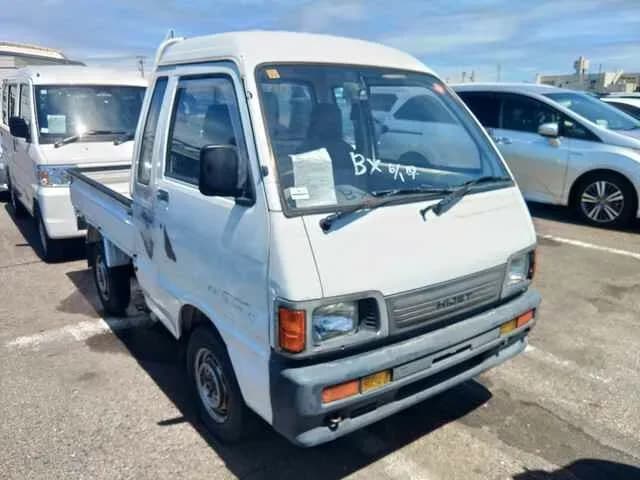 1993 Daihatsu Hijet JDM car for sale — photo 2 of 12