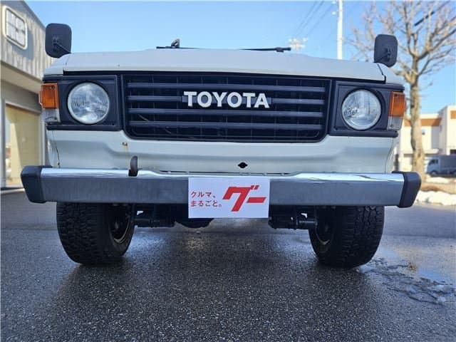 1986 Toyota Land Cruiser JDM car for sale — photo 3 of 25