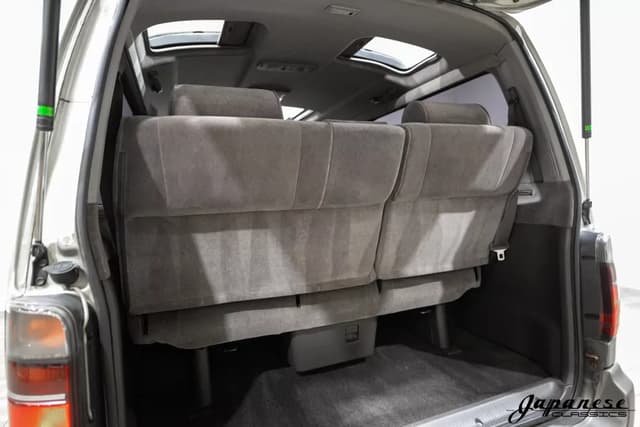 1995 Toyota HiAce JDM car for sale — photo 21 of 25