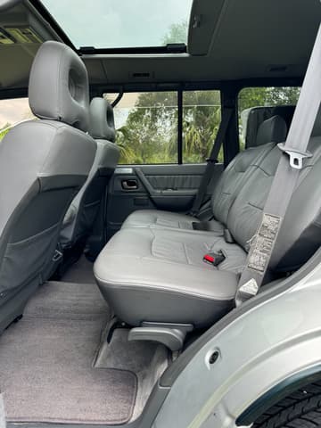 1996 Mitsubishi Pajero JDM car for sale — photo 18 of 21