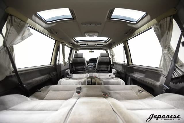 1995 Toyota HiAce JDM car for sale — photo 23 of 25