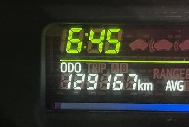 2011 Toyota Prius JDM car for sale — photo 3 of 25
