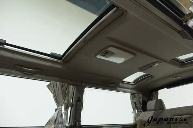1998 Toyota HiAce JDM car for sale — photo 19 of 25