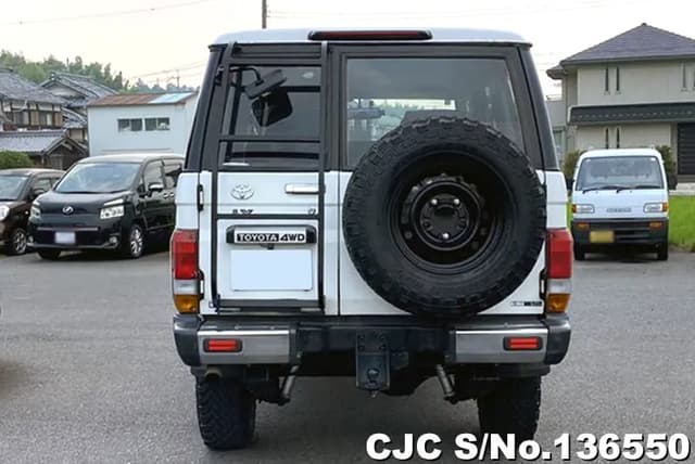 2001 Toyota Land Cruiser JDM car for sale — photo 6 of 12