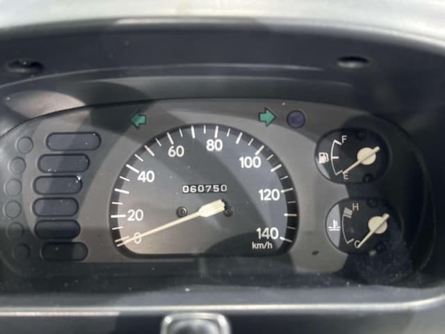1995 Daihatsu Hijet JDM car for sale — photo 7 of 25