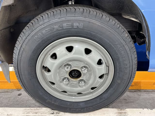 2001 Daihatsu Hijet JDM car for sale — photo 14 of 24