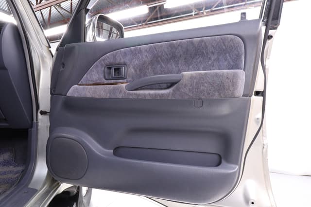 1999 Toyota Land Cruiser JDM car for sale — photo 24 of 25