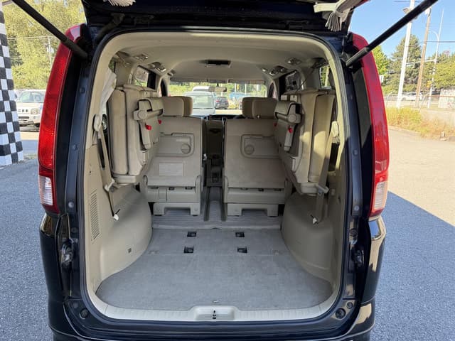 2008 Nissan Serena JDM car for sale — photo 15 of 19