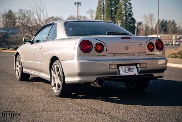 1998 Nissan Skyline JDM car for sale — photo 18 of 25