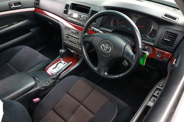 2001 Toyota Mark II JDM car for sale — photo 8 of 25