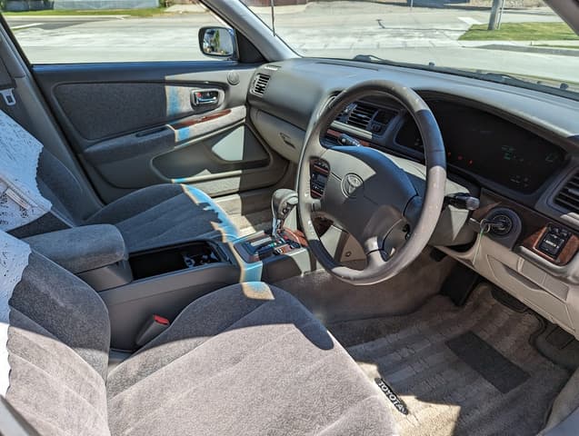 1997 Toyota Cresta JDM car for sale — photo 8 of 22