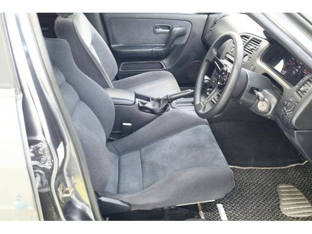 1993 Nissan Skyline JDM car for sale — photo 11 of 16
