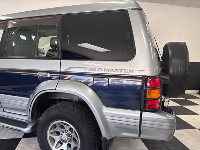 1997 Mitsubishi Pajero JDM car for sale — photo 13 of 25
