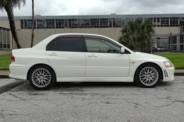 2001 Mitsubishi Lancer Evolution JDM car for sale — photo 4 of 19