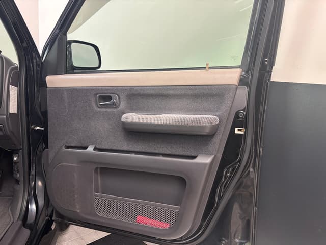 2000 Honda Stepwagon JDM car for sale — photo 16 of 25