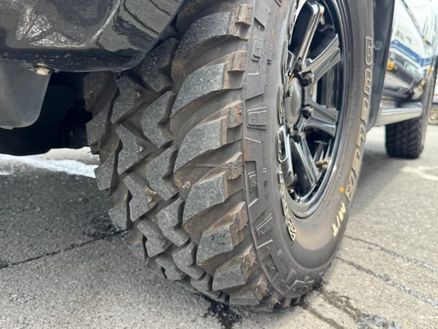 2007 Toyota Hilux Surf JDM car for sale — photo 23 of 25