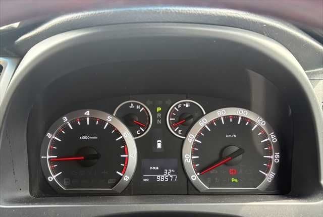 2008 Toyota Vellfire JDM car for sale — photo 13 of 25