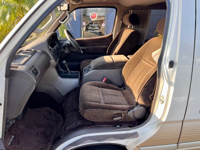 1994 Toyota HiAce JDM car for sale — photo 17 of 19
