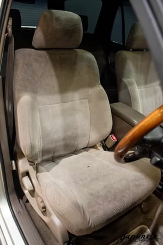 1999 Toyota Hilux JDM car for sale — photo 14 of 24