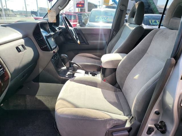 2000 Mitsubishi Pajero JDM car for sale — photo 8 of 20