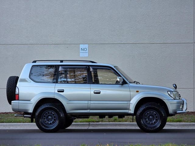 2000 Toyota Land Cruiser Prado JDM car for sale — photo 7 of 10